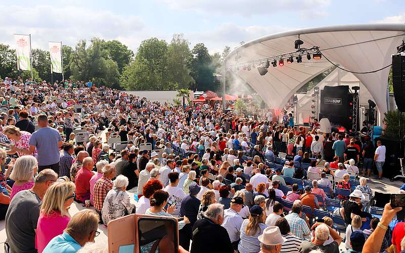 Veranstaltung auf der Freilichtbühne im Stadtpark