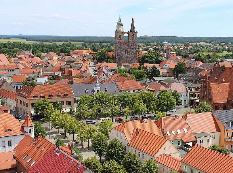 Stadtansicht Jüterbog mit Türmen von St. Nikolai