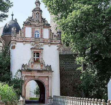 Eingang Schloss Wiesenburg