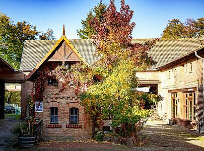 Wirtschaftsgebäude auf dem Hof von Bernd Moritz